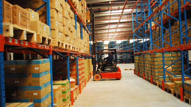 塑料托盘品牌解析：优缺点全面考量